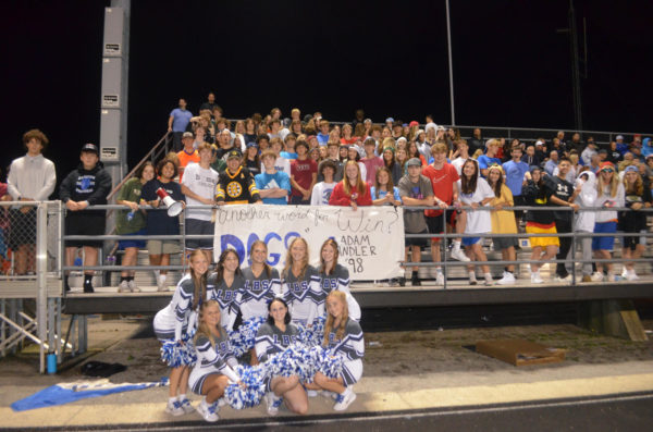 Lakeview Student Section Cheers on Their Dogs