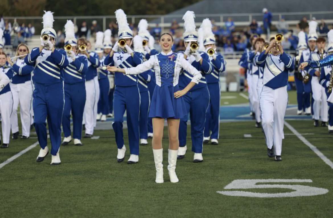 Lakeview+Band+Marches+into+Band+Night%21