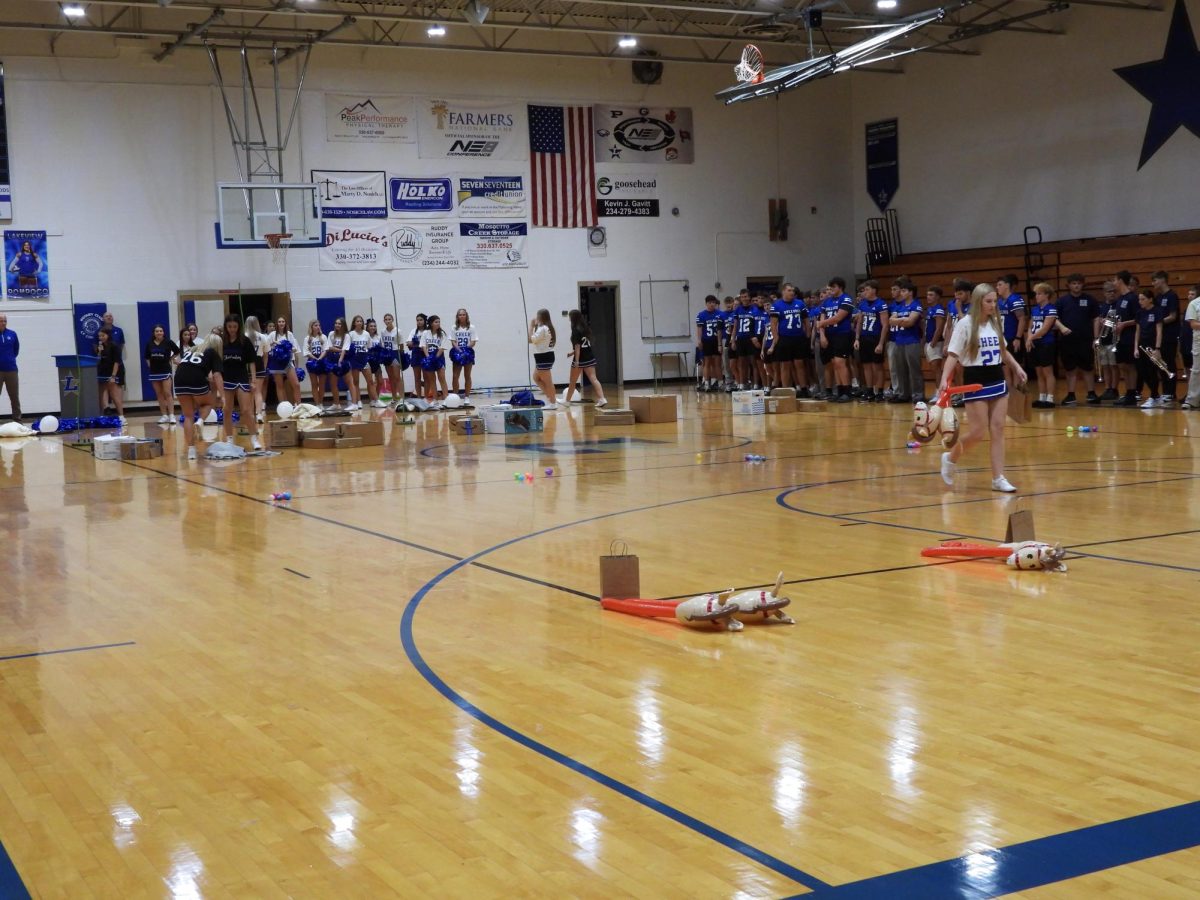 Students Unite in Tradition at Lakeview’s First Pep Rally of the Season