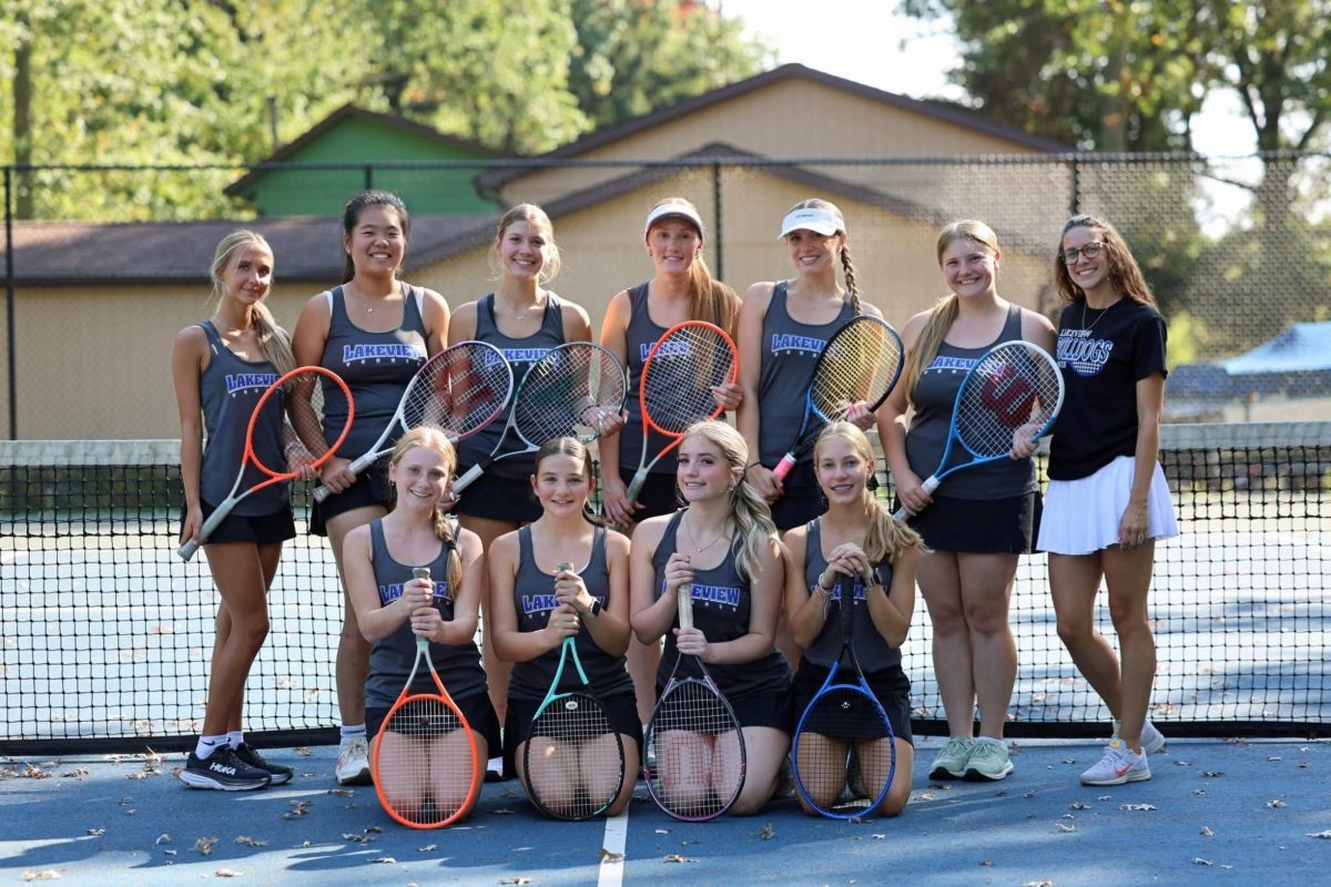 Lakeview Girls Tennis Swings into Sectionals